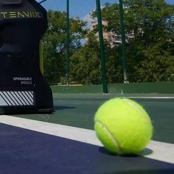 Sports Equipment For Tennis - Professionelle Tenniix Tennisballmaschine mit KI-Trainer, Sprachsteuerung,